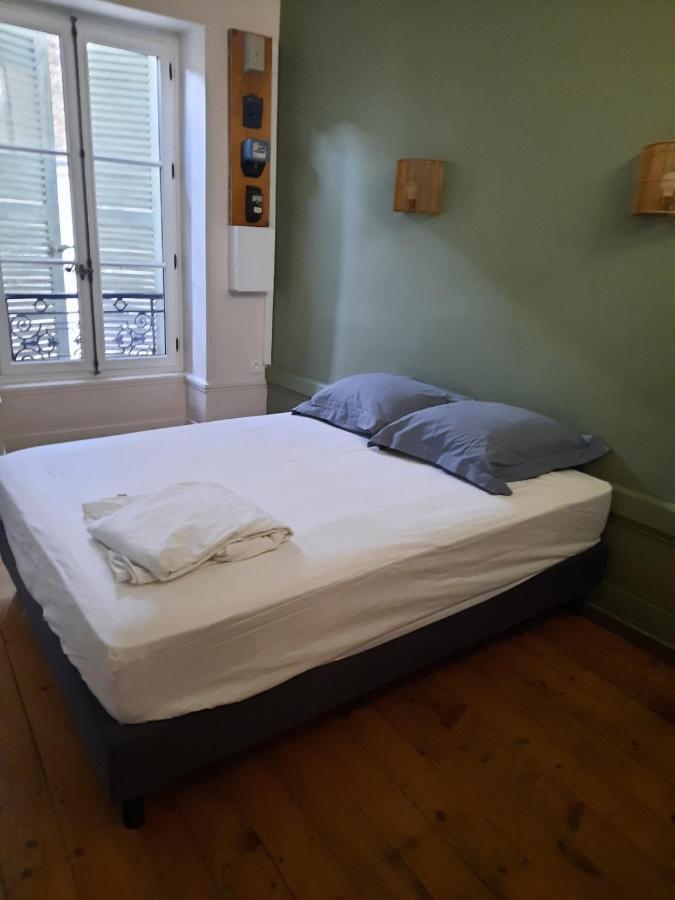 Le Cassandre Apartment Givry  ภายนอก รูปภาพ